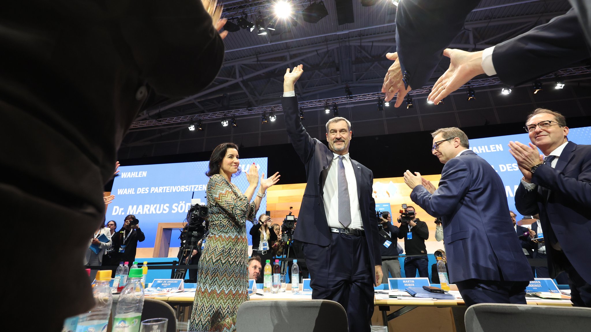 Söder bleibt CSU-Chef: 83,6 Prozent bisher schwächster Wert