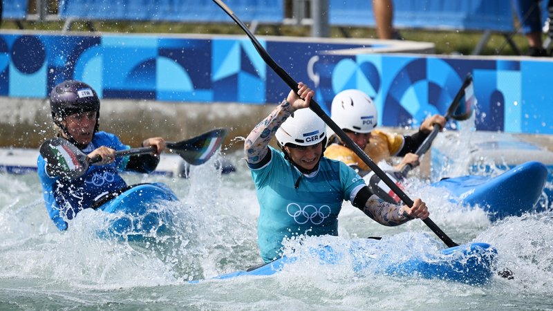 Elena Lilik setzt sich in ihrem Lauf durch | Bild: dpa-Bildfunk/Sebastian Kahnert Elena Lilik setzt sich in ihrem Lauf durch