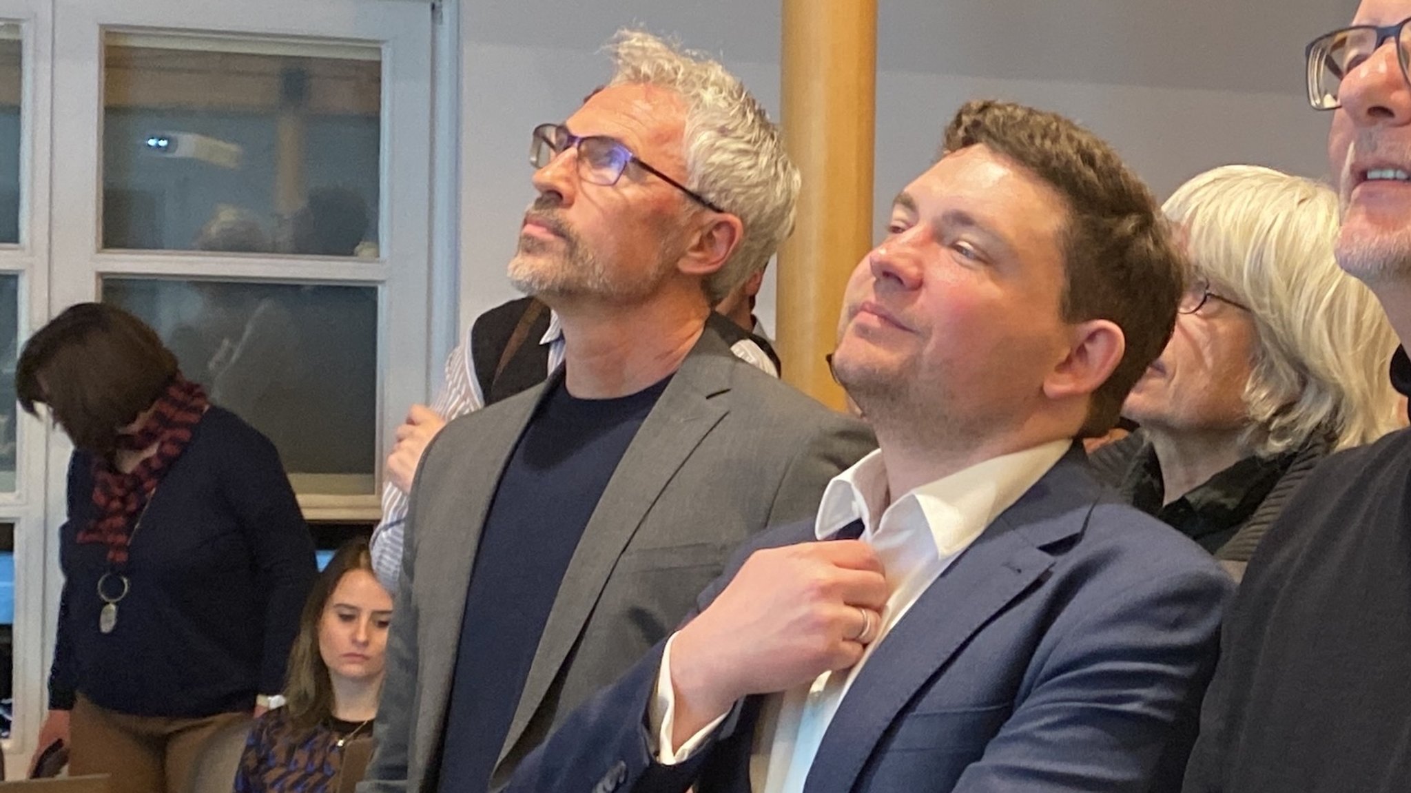 Aufnahme vom Wahlabend in Landshut | Bild: BR/Harald Mitterer Aufnahme vom Wahlabend in Landshut