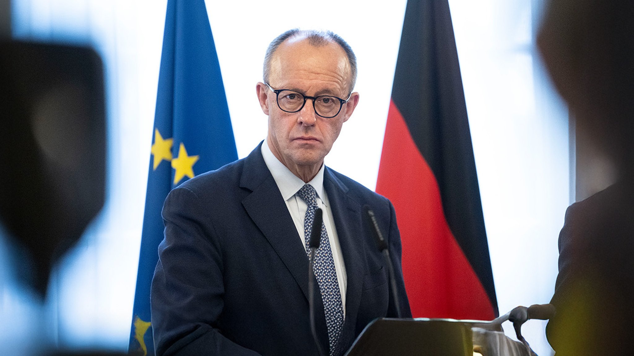 Deutschland debattiert über das Stadtbild – konkret über das Zitat des Bundeskanzlers rund um Migration und die Probleme im Stadtbild. | Bild: Bayerischer Rundfunk 2025 Deutschland debattiert über das Stadtbild – konkret über das Zitat des Bundeskanzlers rund um Migration und die Probleme im Stadtbild.