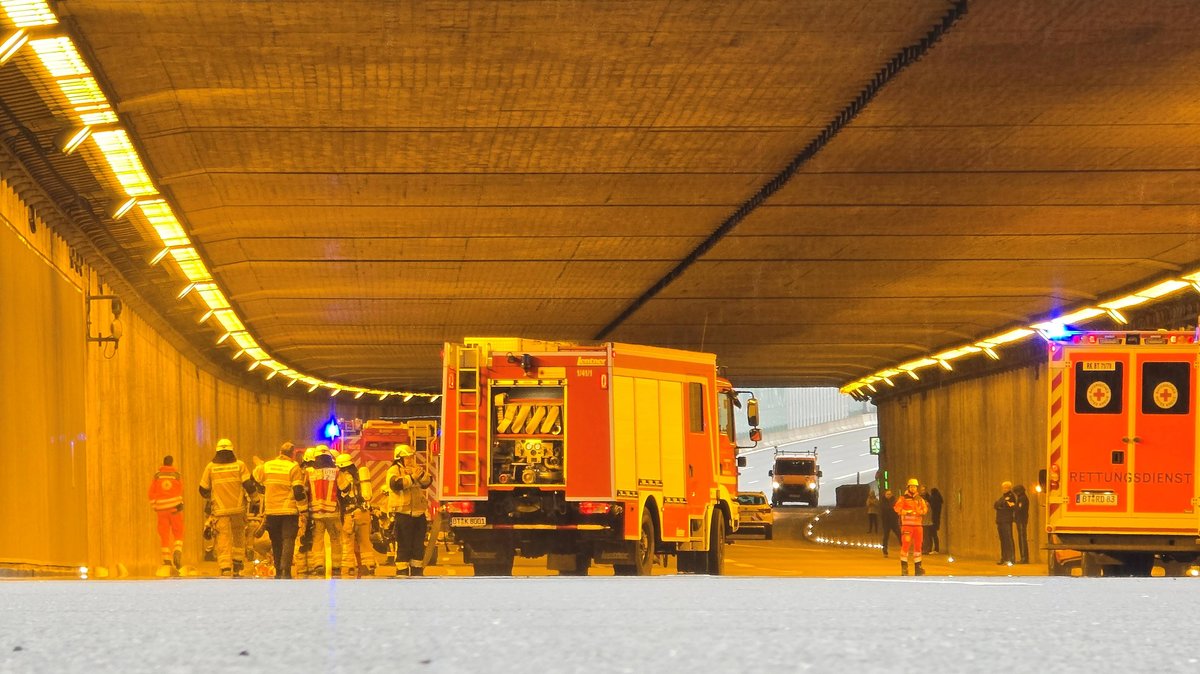 Bayreuth: Tunnelbrand-Übung auf der A9