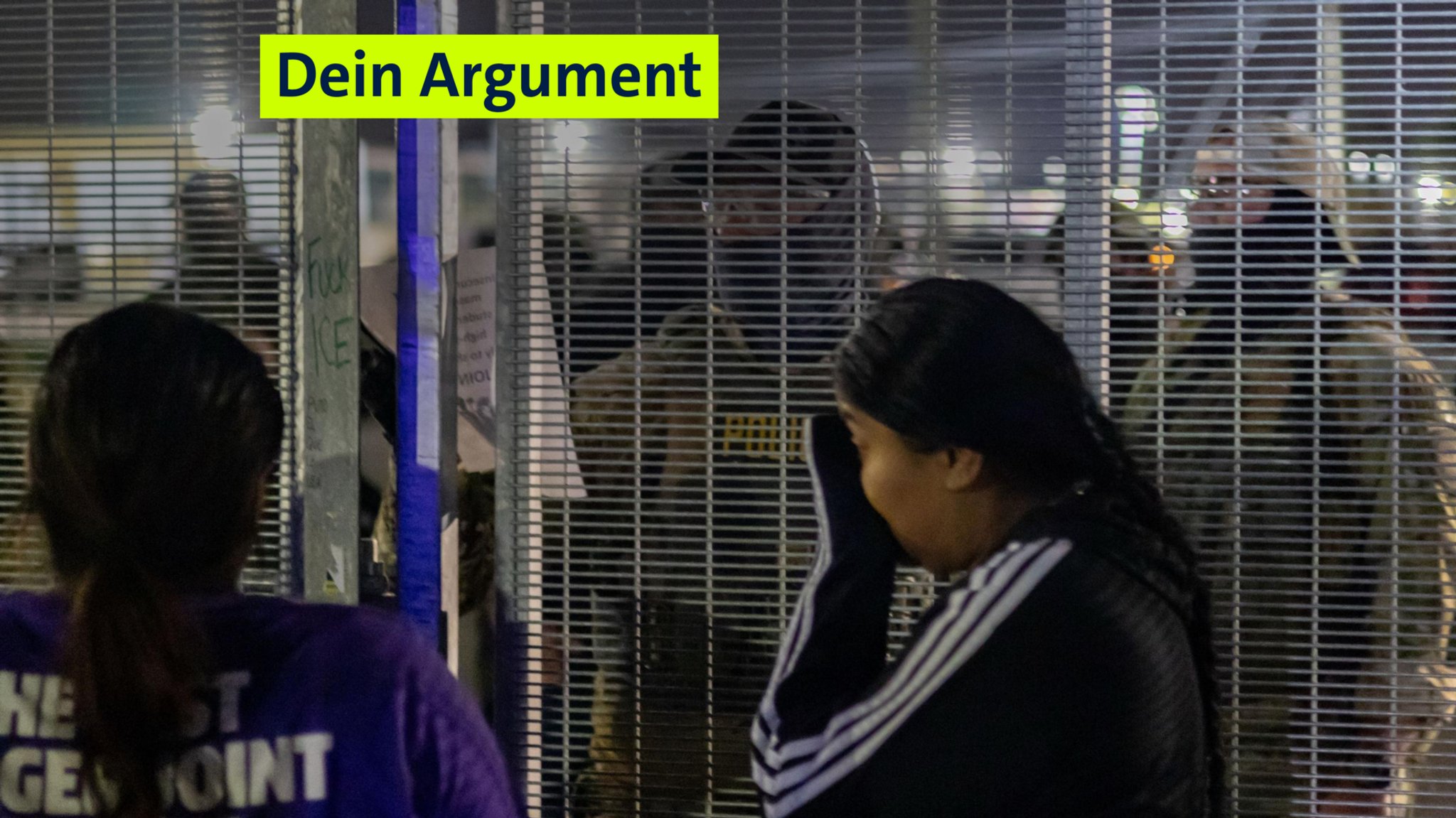 Szene mit ICE und Migrantinnen (Archivbild)