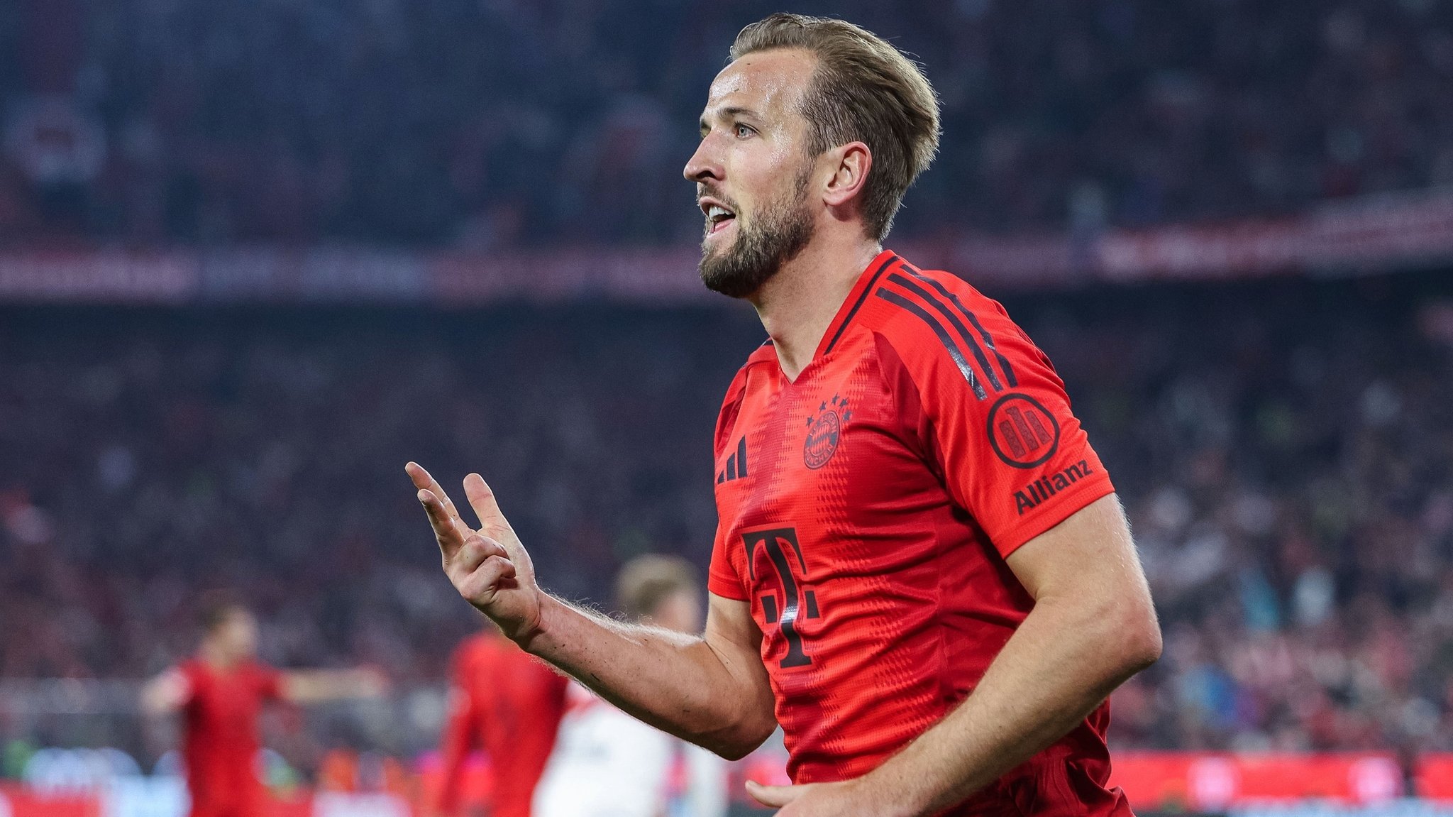 "Killer" Kane: Den Hattrick-Ball bekommt Söhnchen Louis