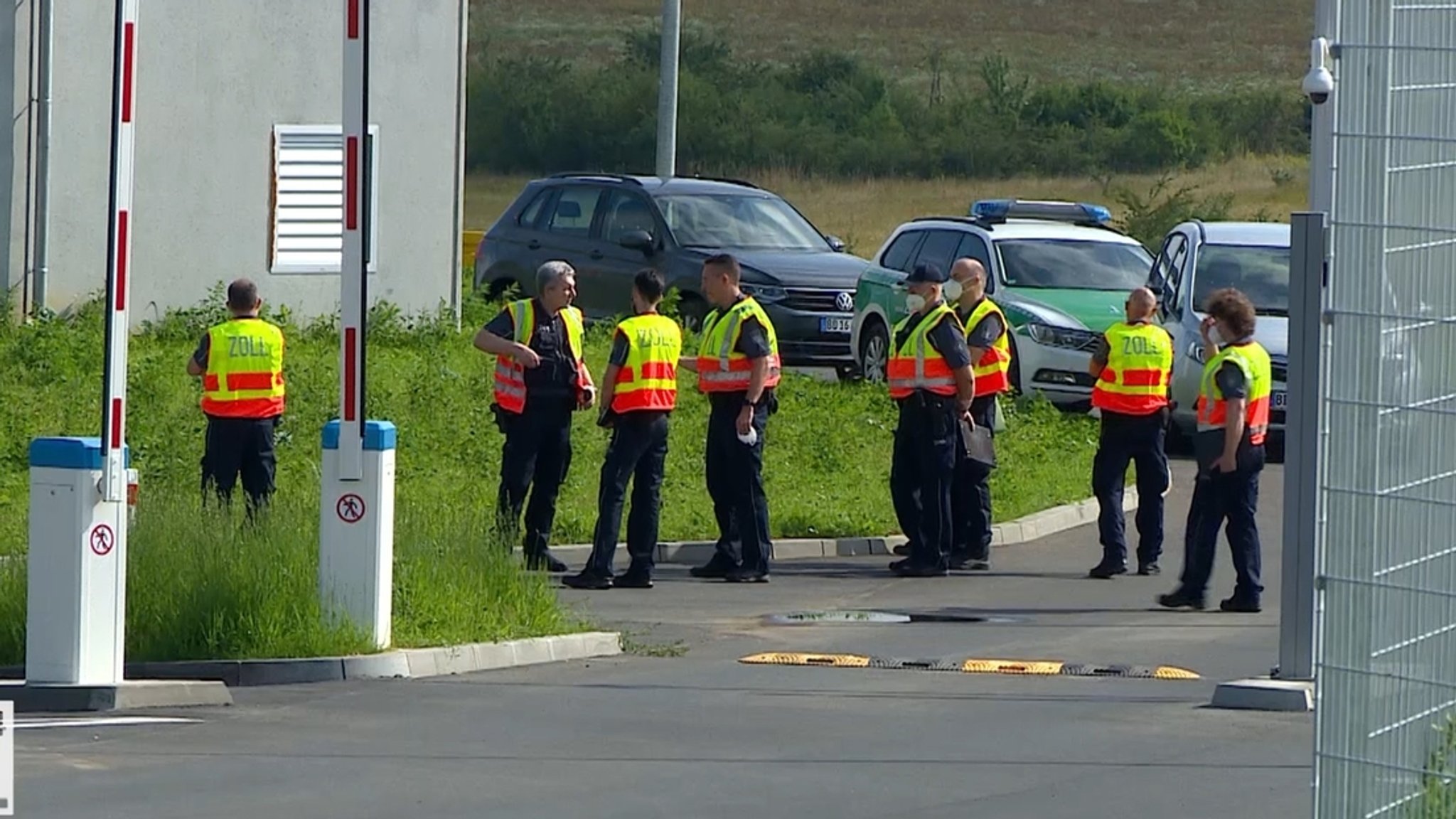 Bundesweite Kontrolle bei Amazon-Paketzustellern - wie hier in Oerlenbach bei Bad Kissingen.