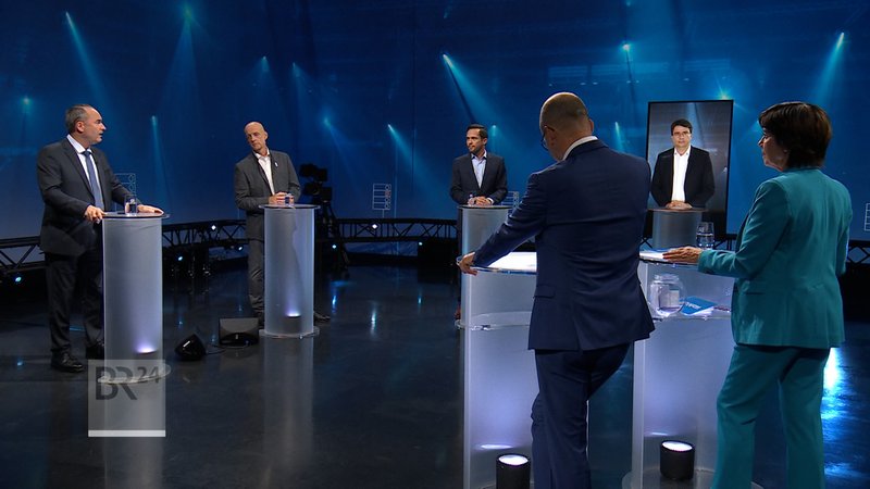 Heute traten die Spitzenkandidaten von Freien Wählern, AfD, SPD und FDP gegeneinander an