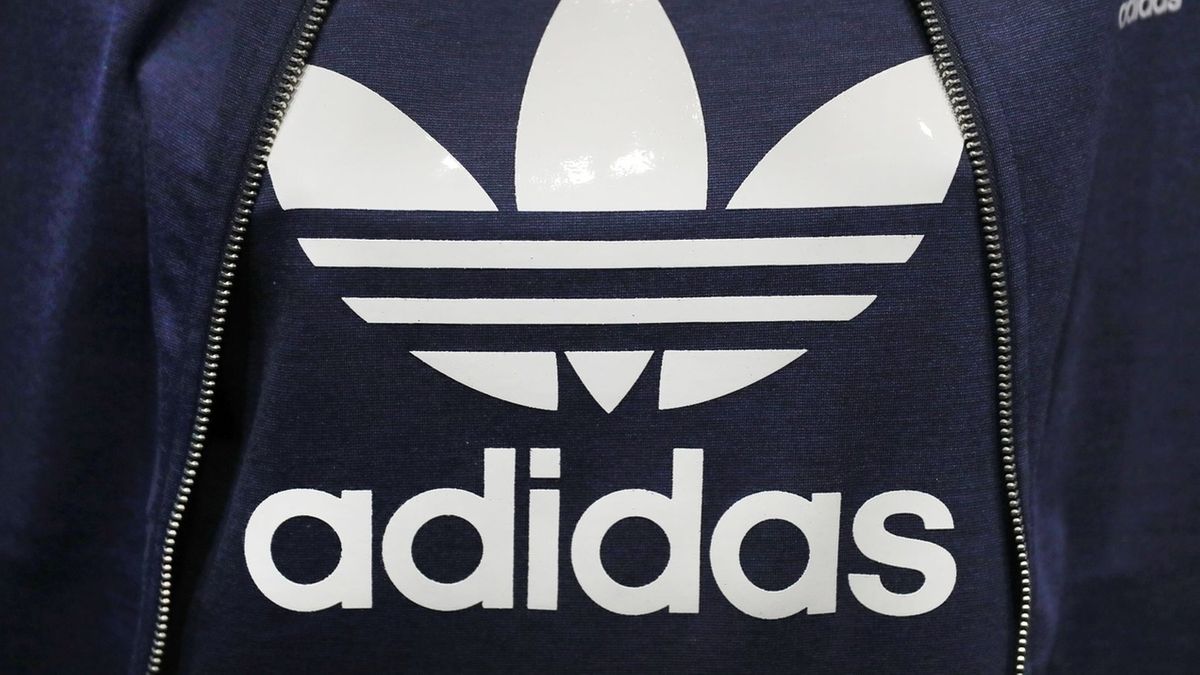 Adidas de. Адидас. Фирма адидас. Адидас лого. Товарный знак адидас.