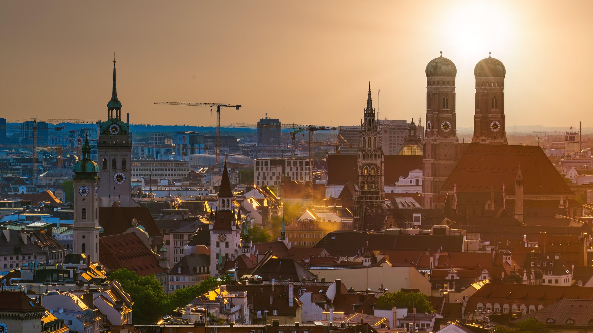 Bayerns Landeshauptstadt München im Sommer