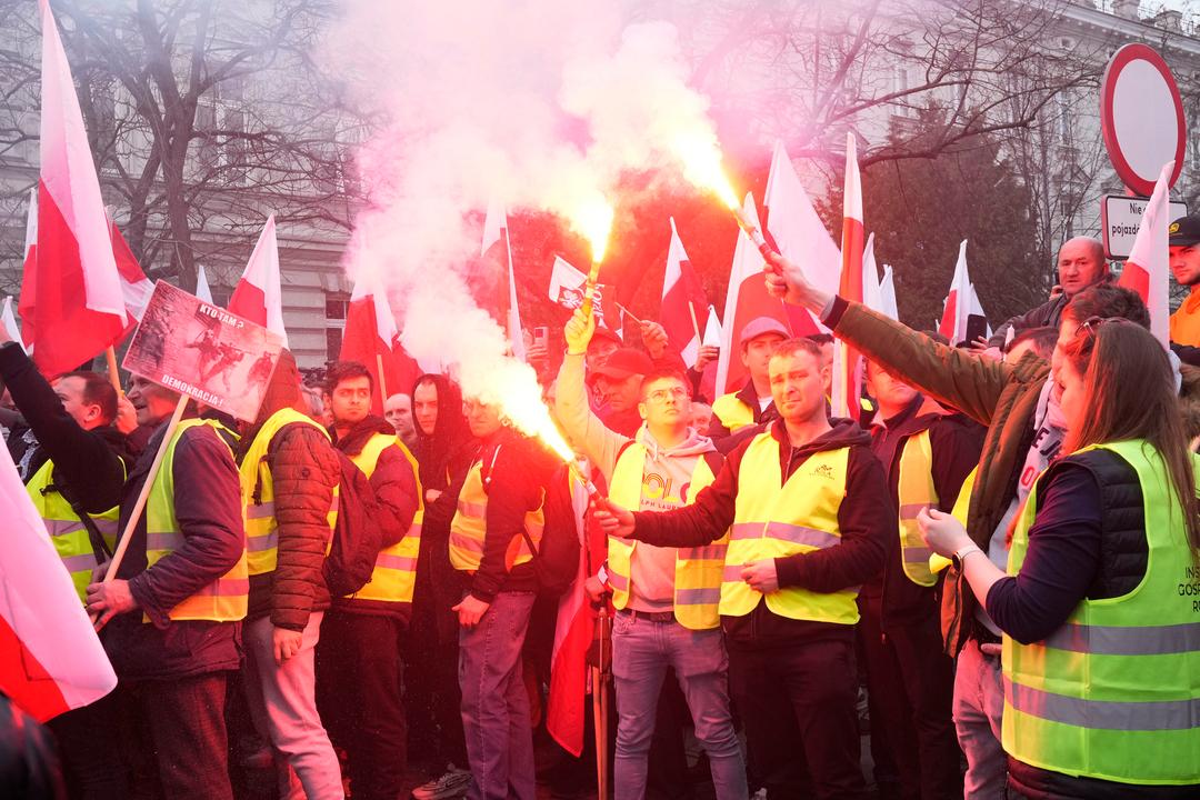 Bauernproteste Von Polen Bis Frankreich – Die Wut Wächst | BR24