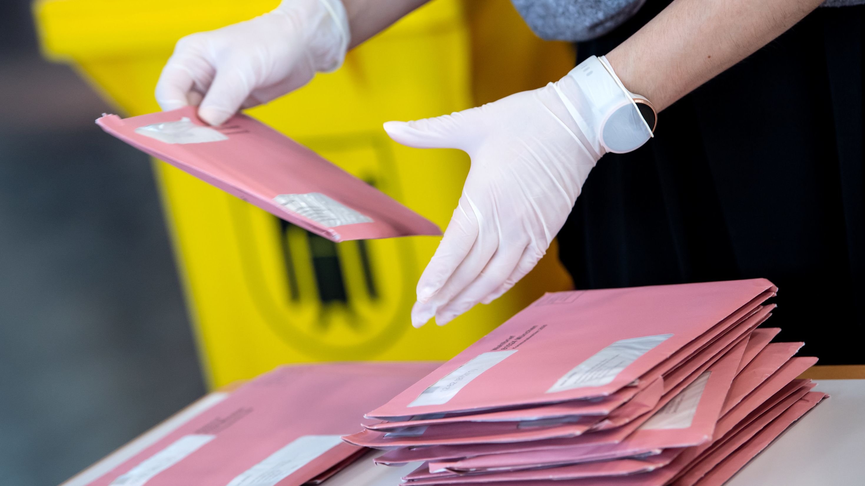 Auszahlung Der Stimmzettel In Nurnberg Verzogert Sich Weiter Br24
