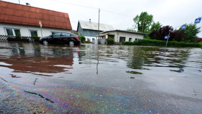 Überschwemmungen in Offingen | Bild:picture alliance/dpa | Karl-Josef Hildenbrand