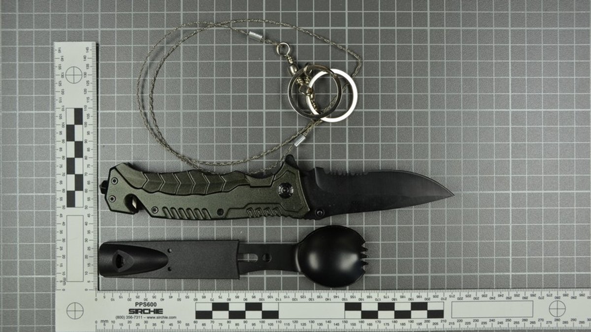 Bundespolizei-Praktikanten entdecken illegale Waffen