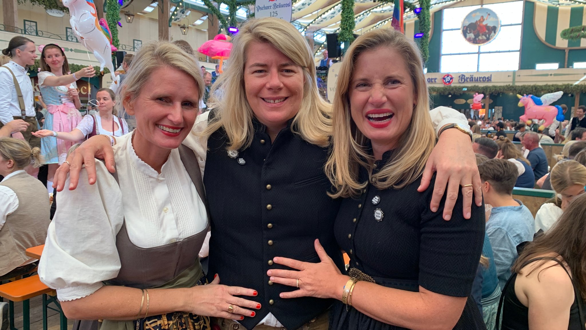 Frauen feiern: Erste FLINTA-Wiesn in der Bräurosl 