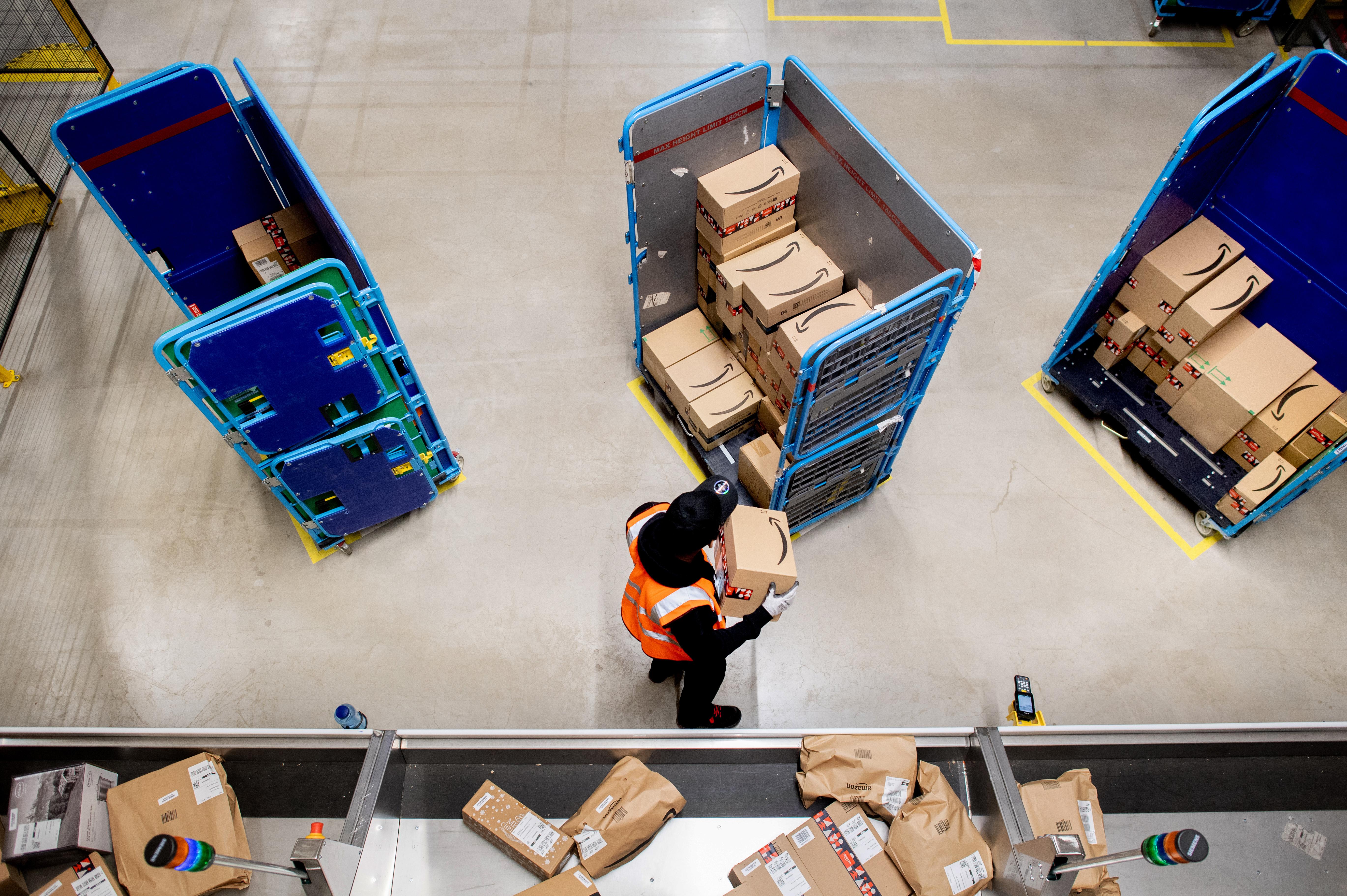 Blick in ein Amazon-Logistikzentrum 