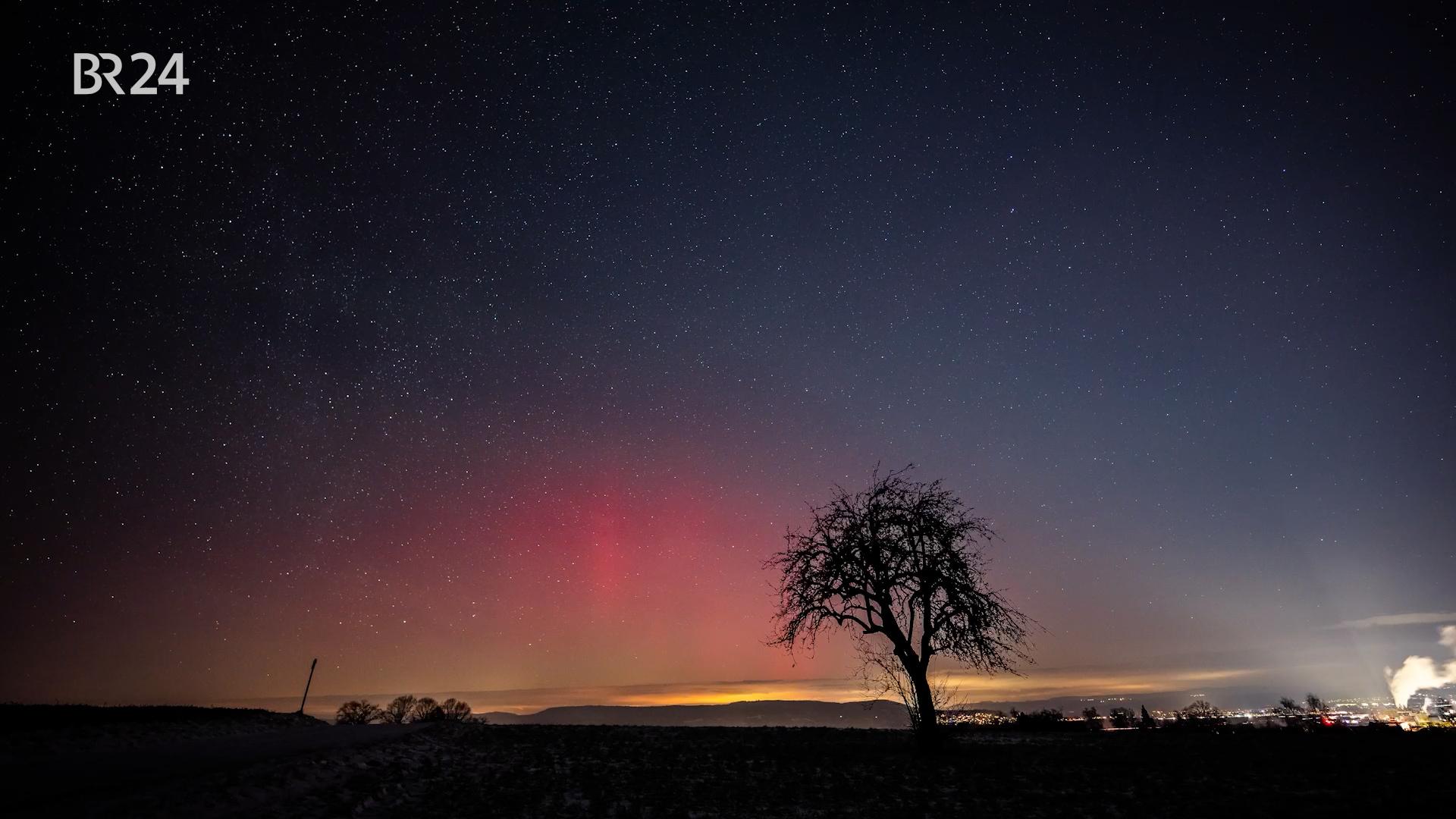 In der Nacht zu Sonntag konnten in Bayern mancherorts Polarlichter gesichtet werden.