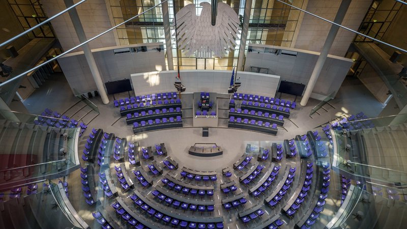 Der leere Bundestags-Plenarsaal 