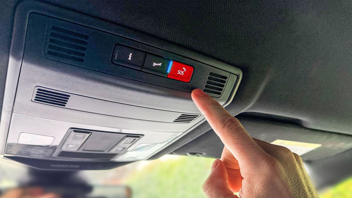 Neue Auto-Features: e-Call, Notbremse und Alkohol-Wegfahrsperre