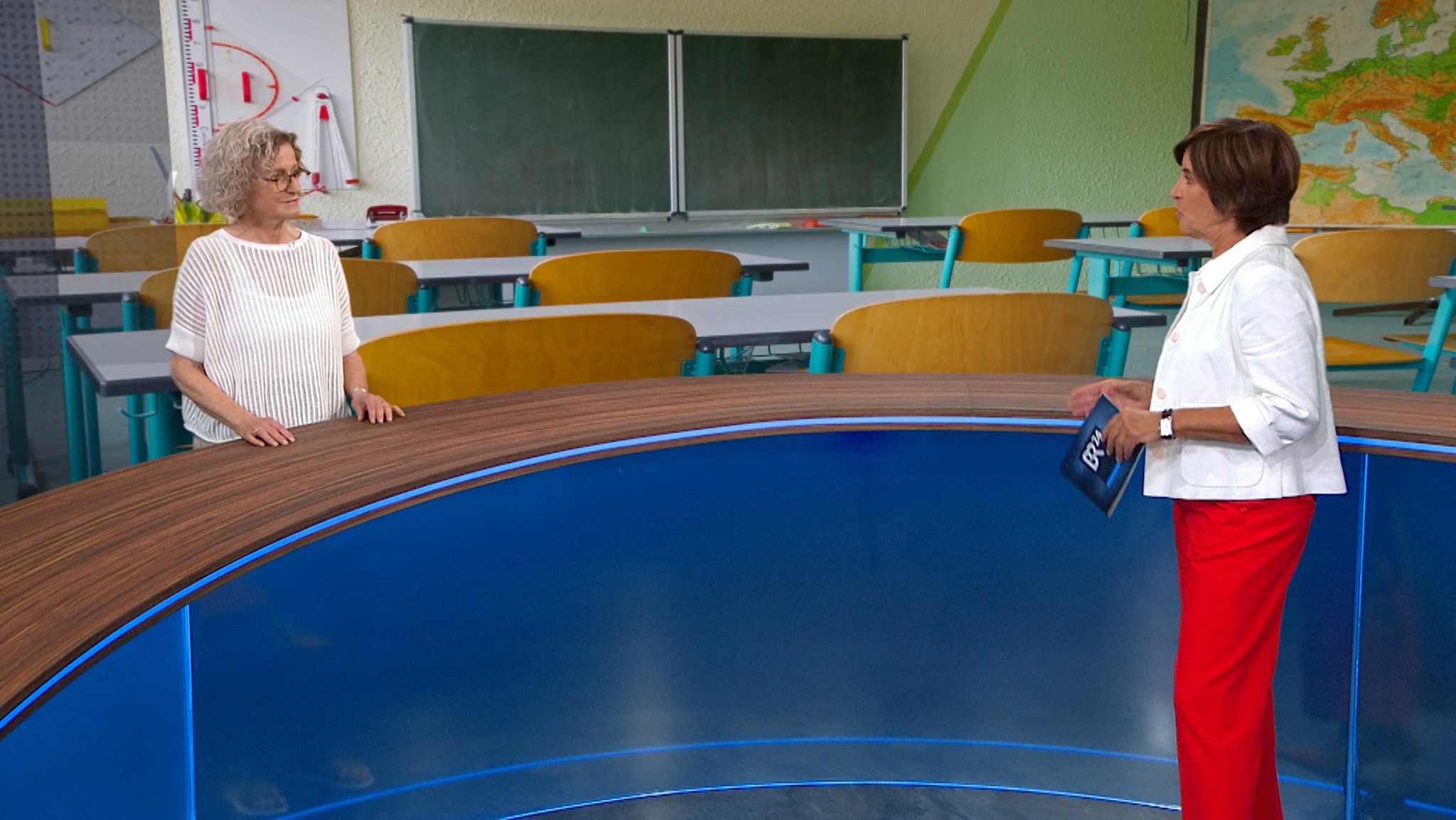 Regina Pötke von der Roland Berger Stiftung zur PISA-Studie | Bild: Bayerischer Rundfunk 2026 Regina Pötke von der Roland Berger Stiftung zur PISA-Studie