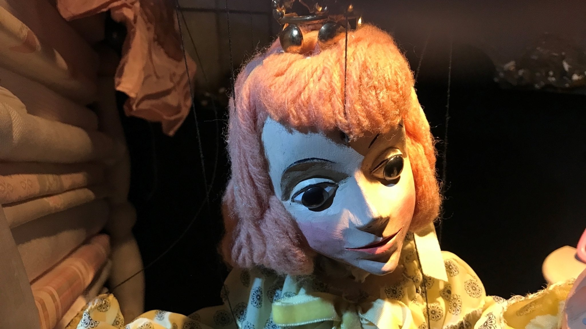 Die Marionette "Prinzessin auf der Erbse" von der Augsburger Puppenkiste