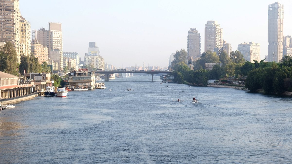 Blick vom Nil auf die Skyline von Kairo (Archivbild)