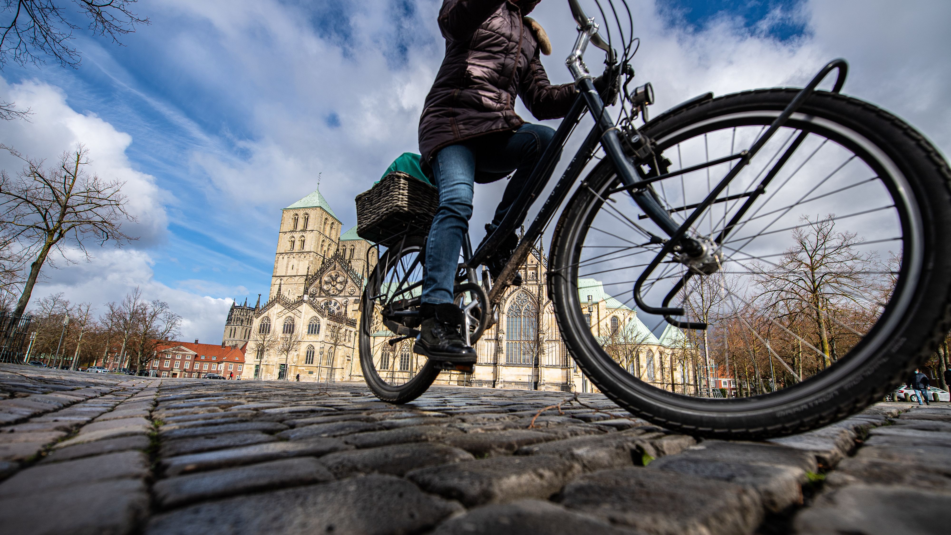 Umfrage Wie fahrrad(un)freundlich ist Deine Stadt? BR24