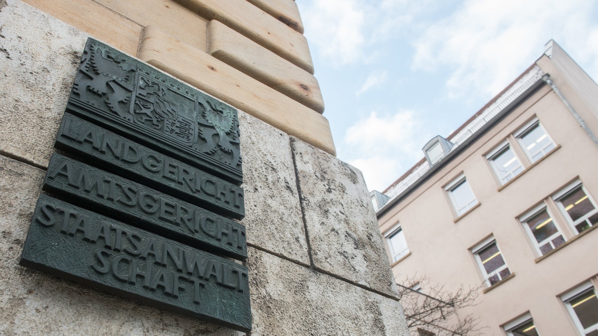 Schockanruf-Betrug vor den Augen der Justiz in Regensburg