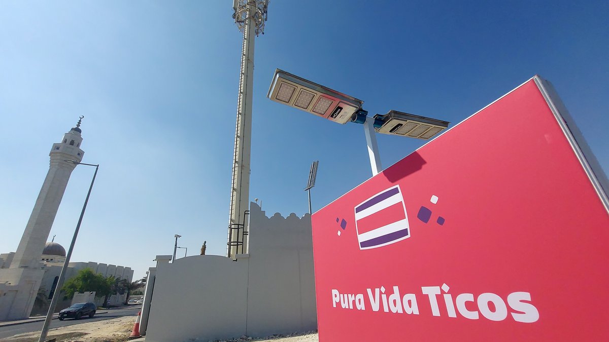 "La Pura Vida" - das Motto des Landes ziert auch auf dem Trainingsgelände der Costa Ricaner