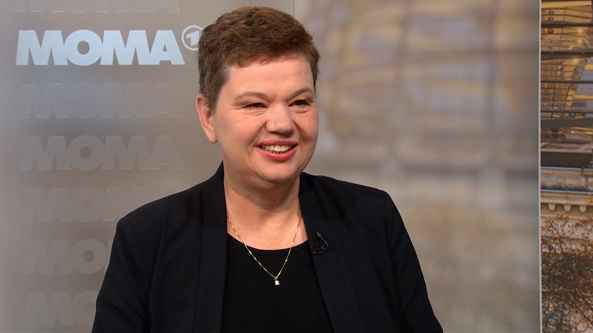 Politologin Ronja Kempin (Stiftung Wissenschaft und Politik) analysiert vor dem Treffen zwischen Putin und Trump die Interessen der Akteure.