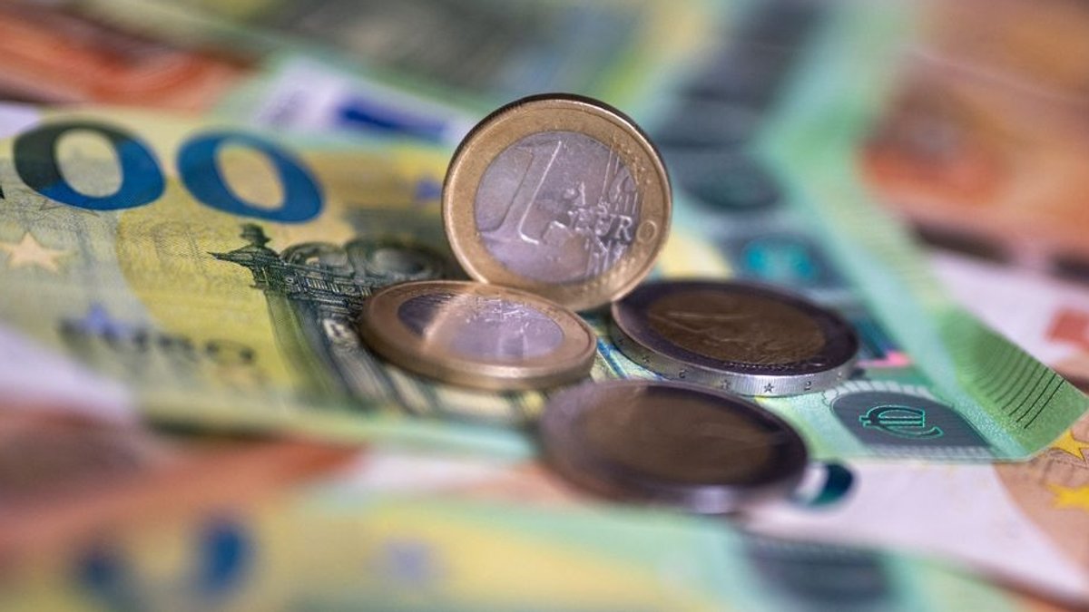 Bundeshaushalt: Neuverschuldung steigt kräftig