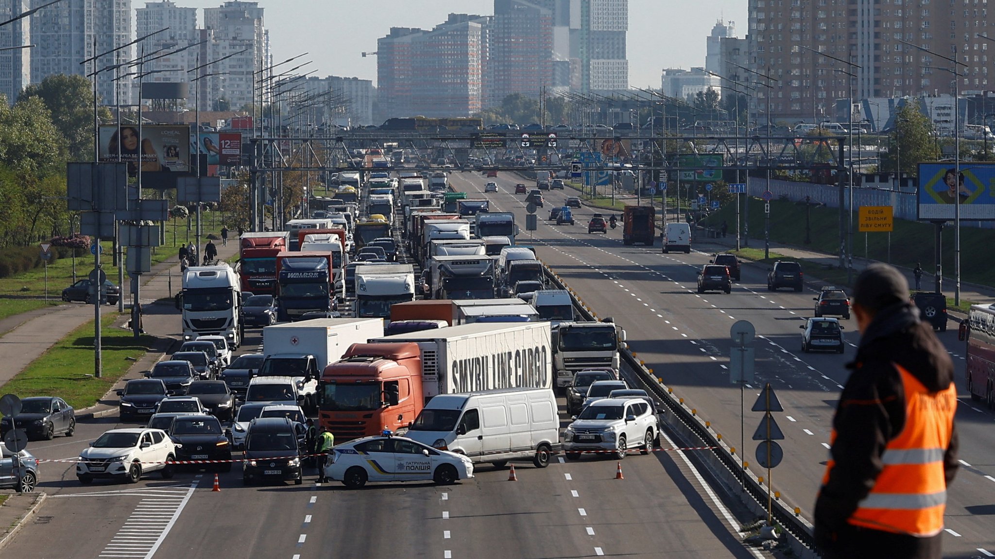 Verkehrschaos in Kiew | Bild: Reuters/Valentyn Ogirenko Verkehrschaos in Kiew