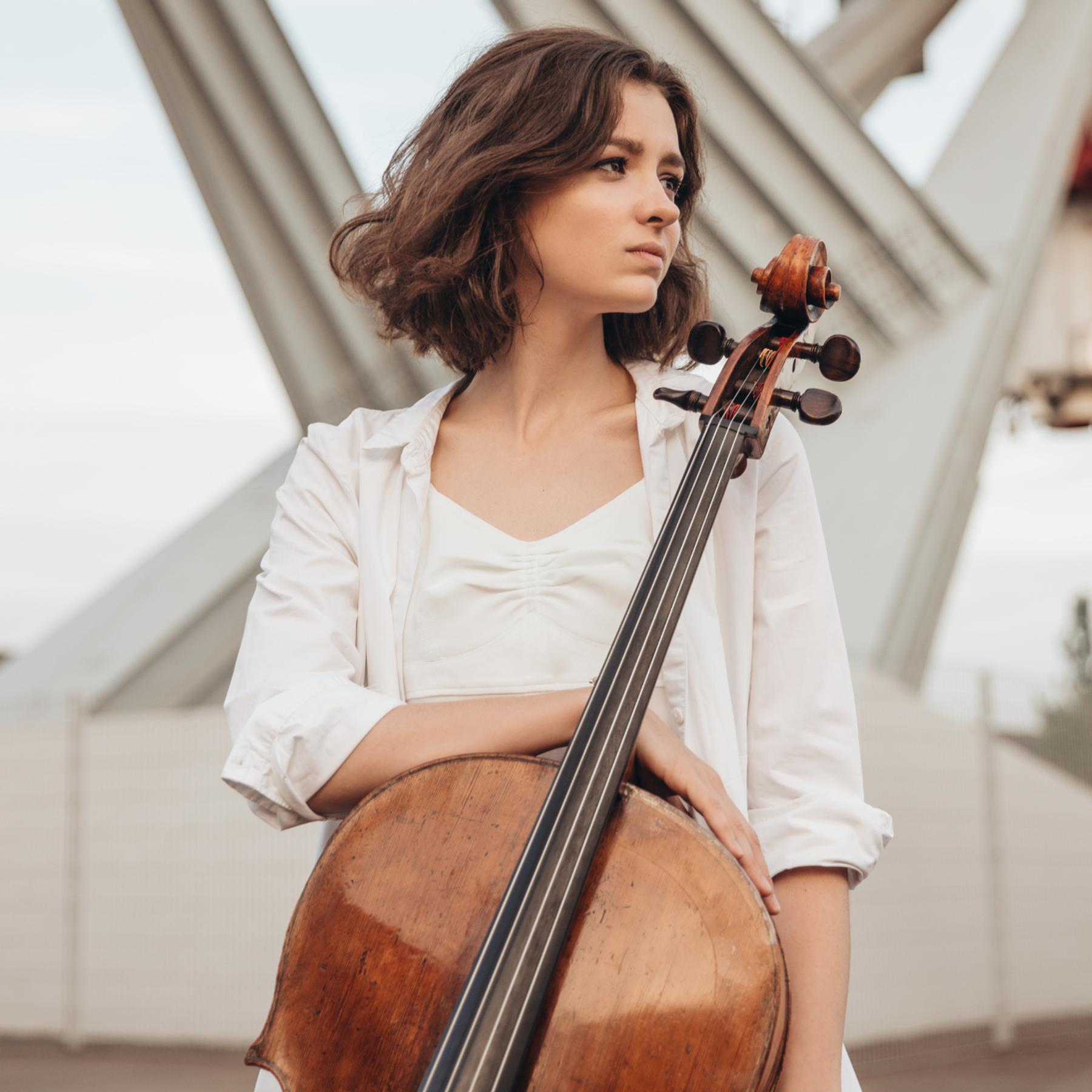 für PODCAST: Interview mit der Cellistin Anastasia Kobekina episode artwork