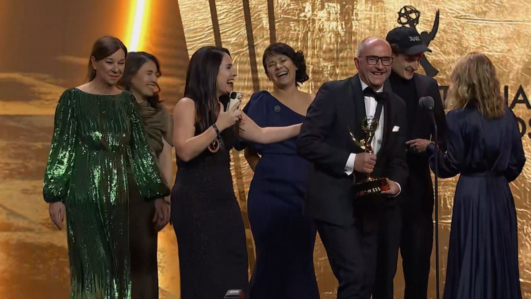 "Auf Fritzis Spuren - Wie war das so in der DDR?" hat einen Emmy gewonnen. Die Serie konnte sich in einer der Kinderkategorien gegen die Konkurrenz aus Brasilien, Großbritannien und Südafrika durchsetzen. In New York gab es die Auszeichnung.