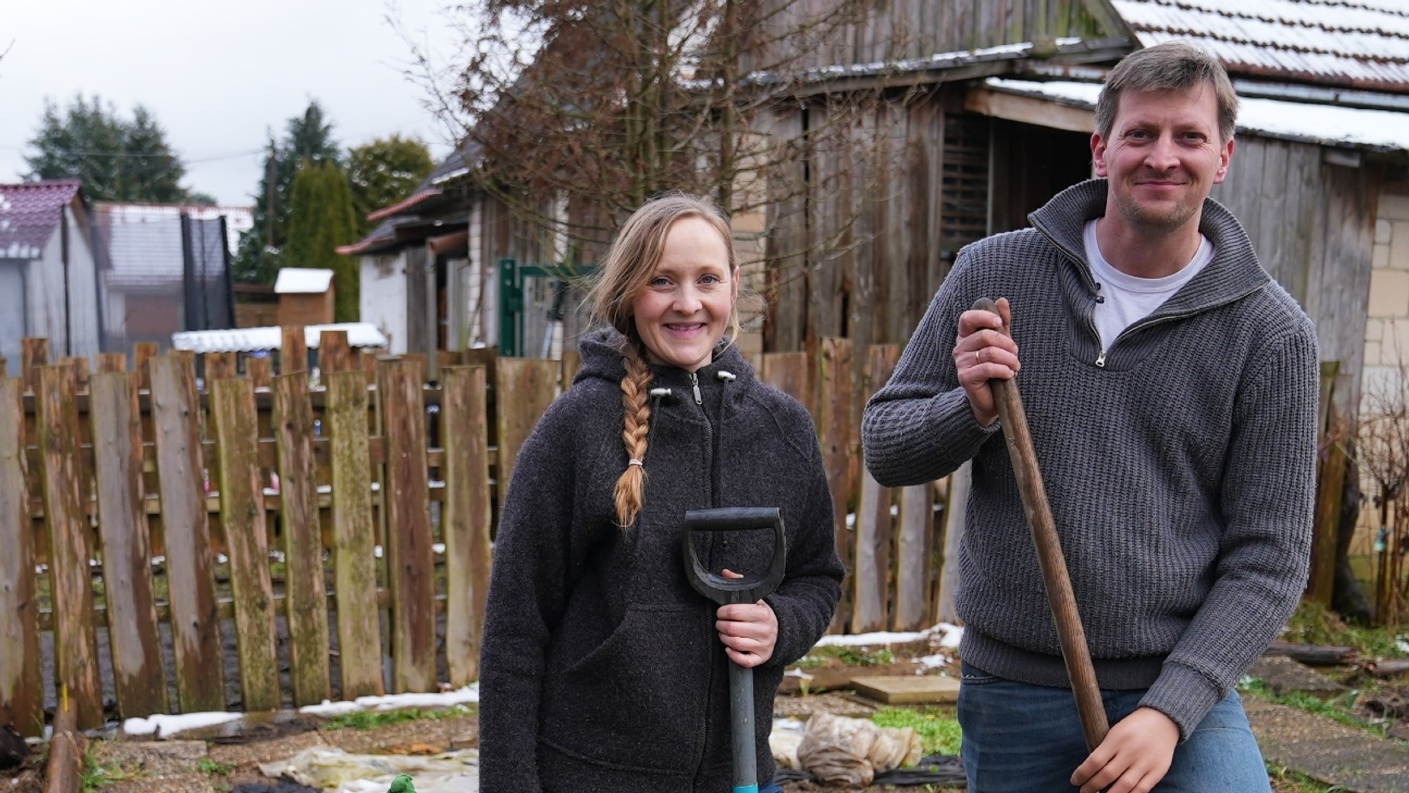 Karina und Norbert Grellner sind Selbstversorger und bauen Obst, Gemüse und Getreide an.