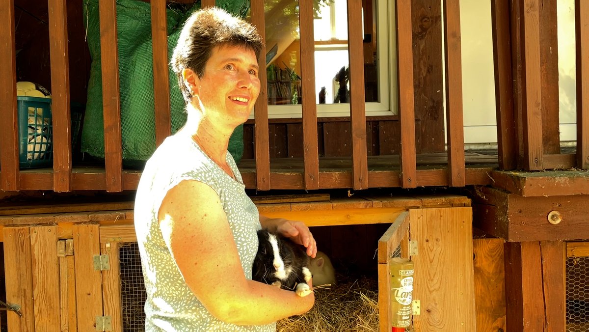 Birgit Hausmanns Ferienhof "Lindenhof" in Stockheim ist wegen der vielen Tiere besonders bei Familien mit Kindern beliebt.