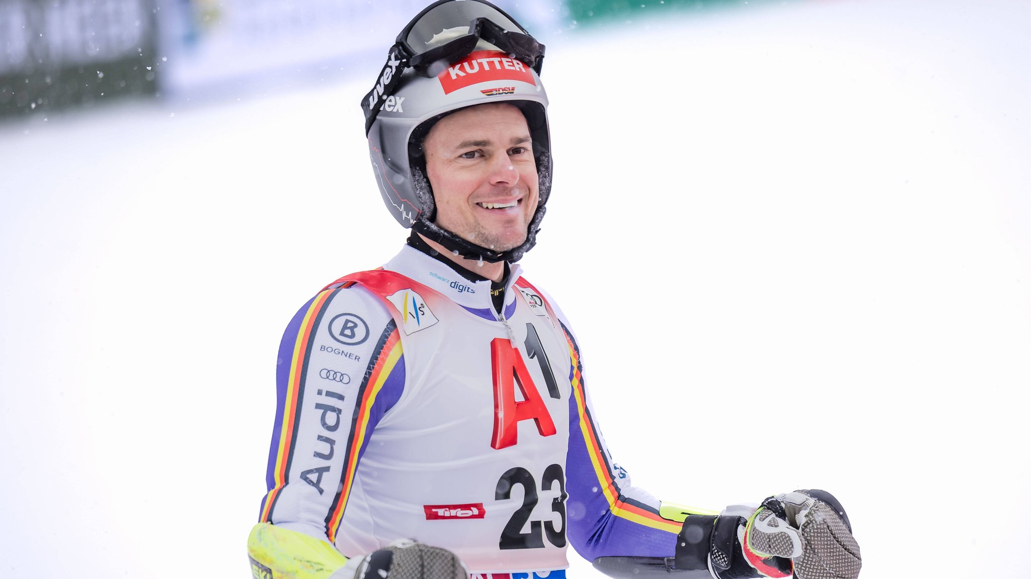 Alexander Schmid nach seinem Comeback in Sölden | Bild: imago images/GEPA pictures Alexander Schmid nach seinem Comeback in Sölden