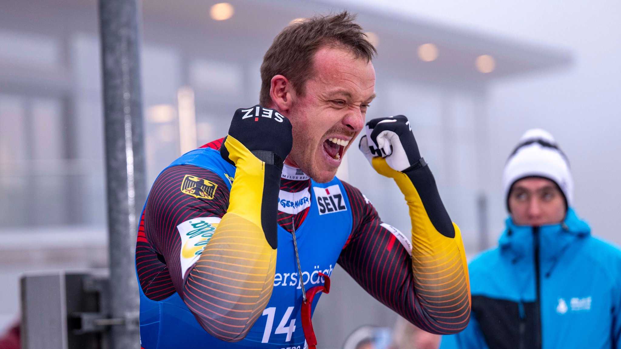 Felix Loch jubelt über Sieg - Archivbild