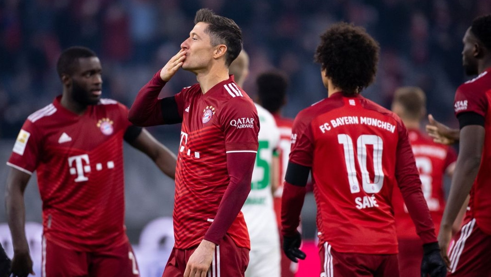 Robert Lewandowski bejubelt seinen Treffer gegen Union Berlin