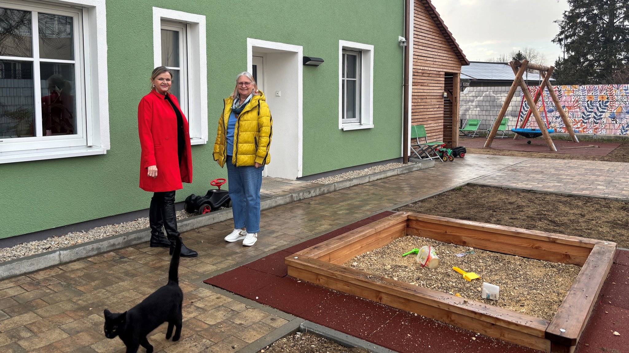 Frauenhaus Nordschwaben mit ehrenamtlichen Mitarbeiterinnen.