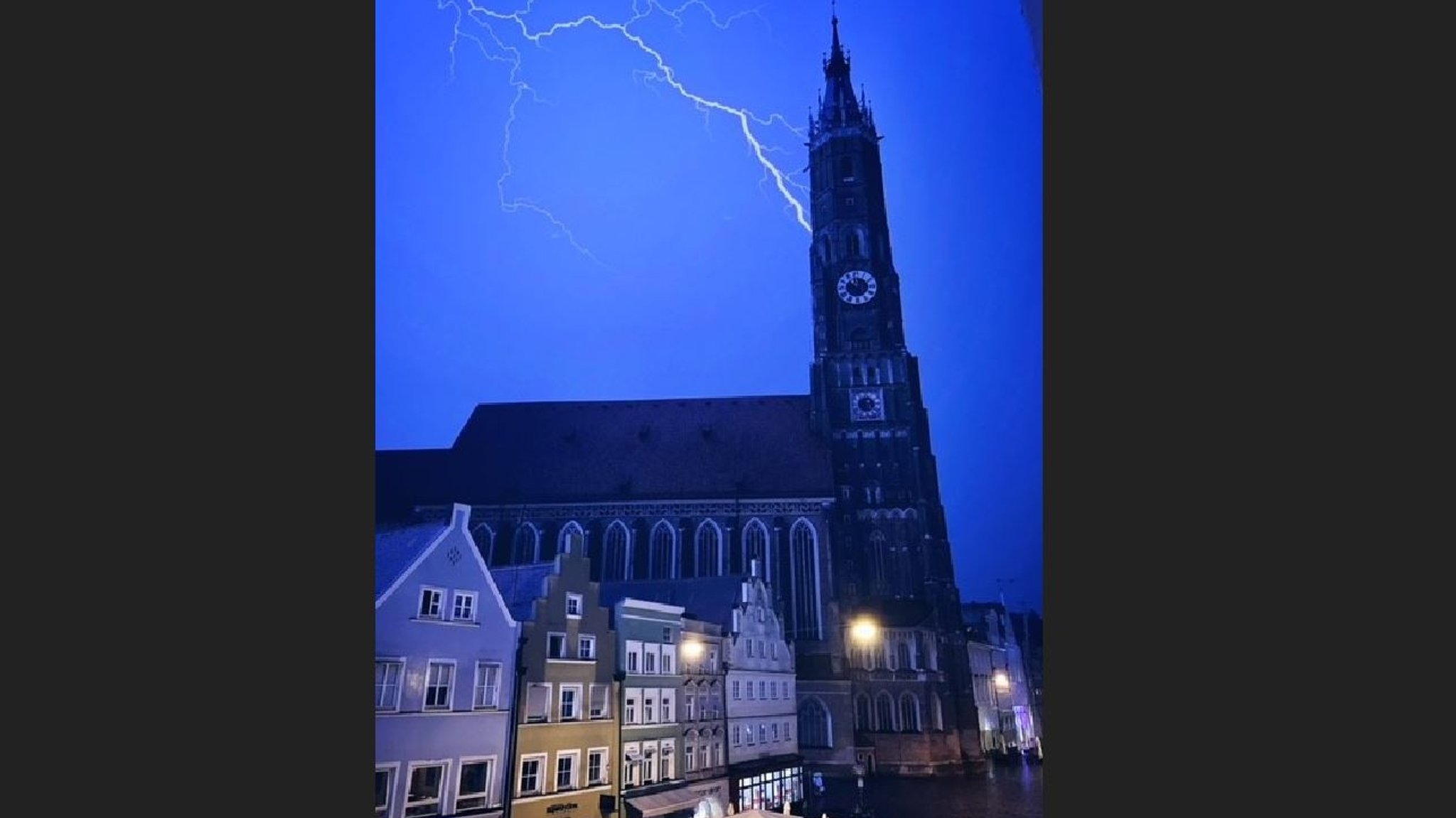 Blitzschlag legt Landshuter Wahrzeichen lahm