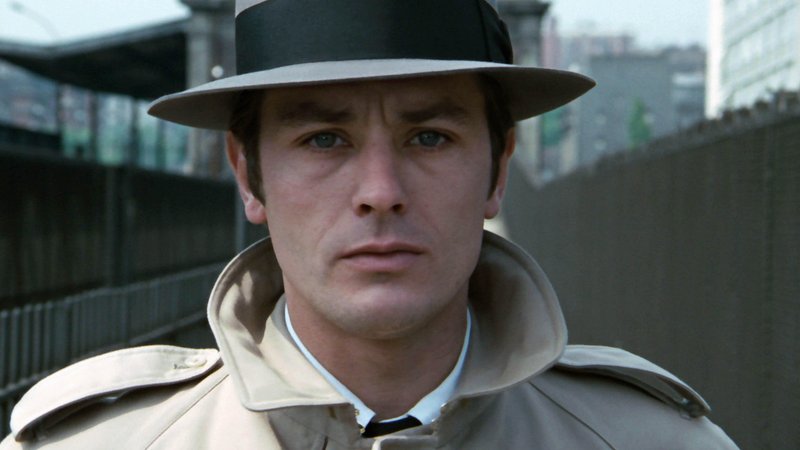 Alain Delon als "eiskalter Engel" (Le Samurai) | Bild: picture alliance / COLLECTION CHRISTOPHEL | Films Borderie - Fida Cinematogr Alain Delon als "eiskalter Engel" (Le Samurai)