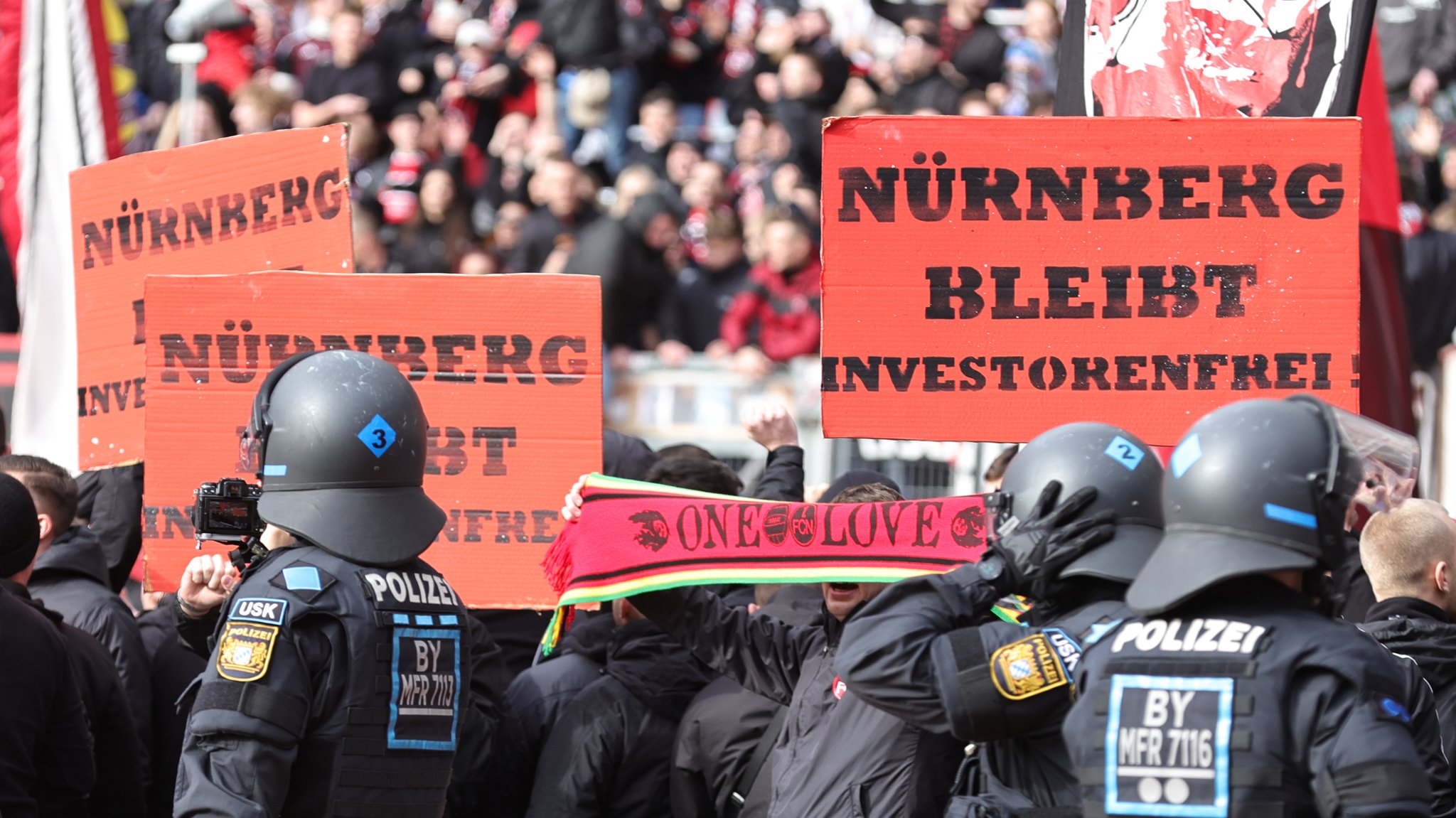 Fanproteste im Max-Morlock-Stadion