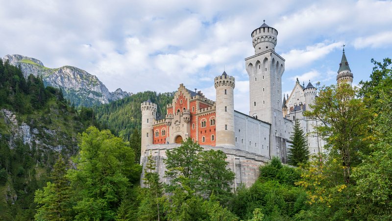 Schloss Neuschwanstein erstrahlt bald in neuem Glanz | Bild: Bayerischer Rundfunk 2024 Schloss Neuschwanstein erstrahlt bald in neuem Glanz