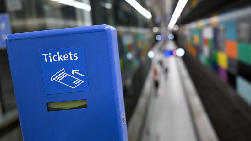 Symbolbild: ÖPNV in Bayern | Bild: picture alliance/dpa | Sven Hoppe Symbolbild: ÖPNV in Bayern