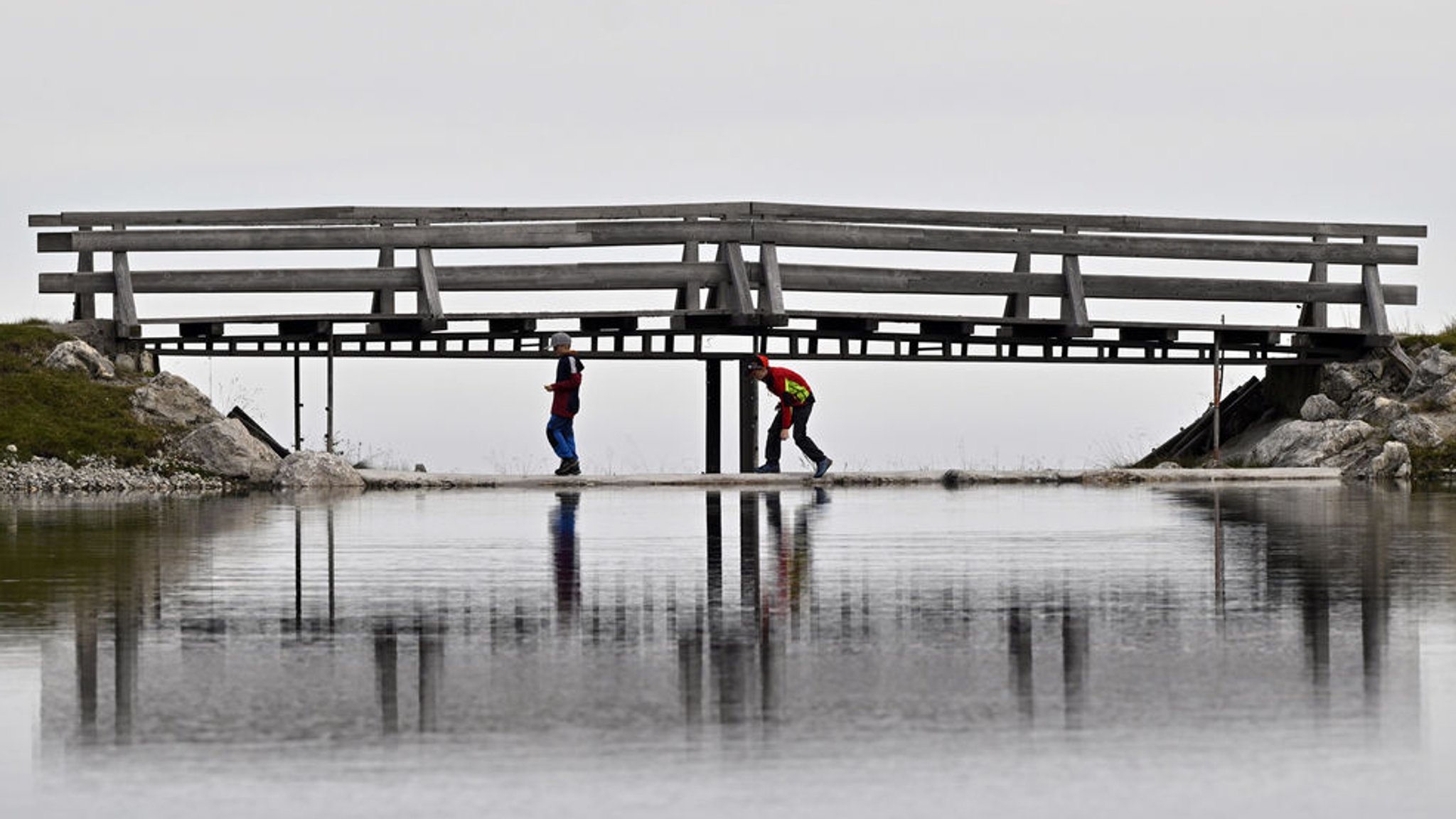 Anorak oder Zwiebellook? So wird das Wetter in Bayern