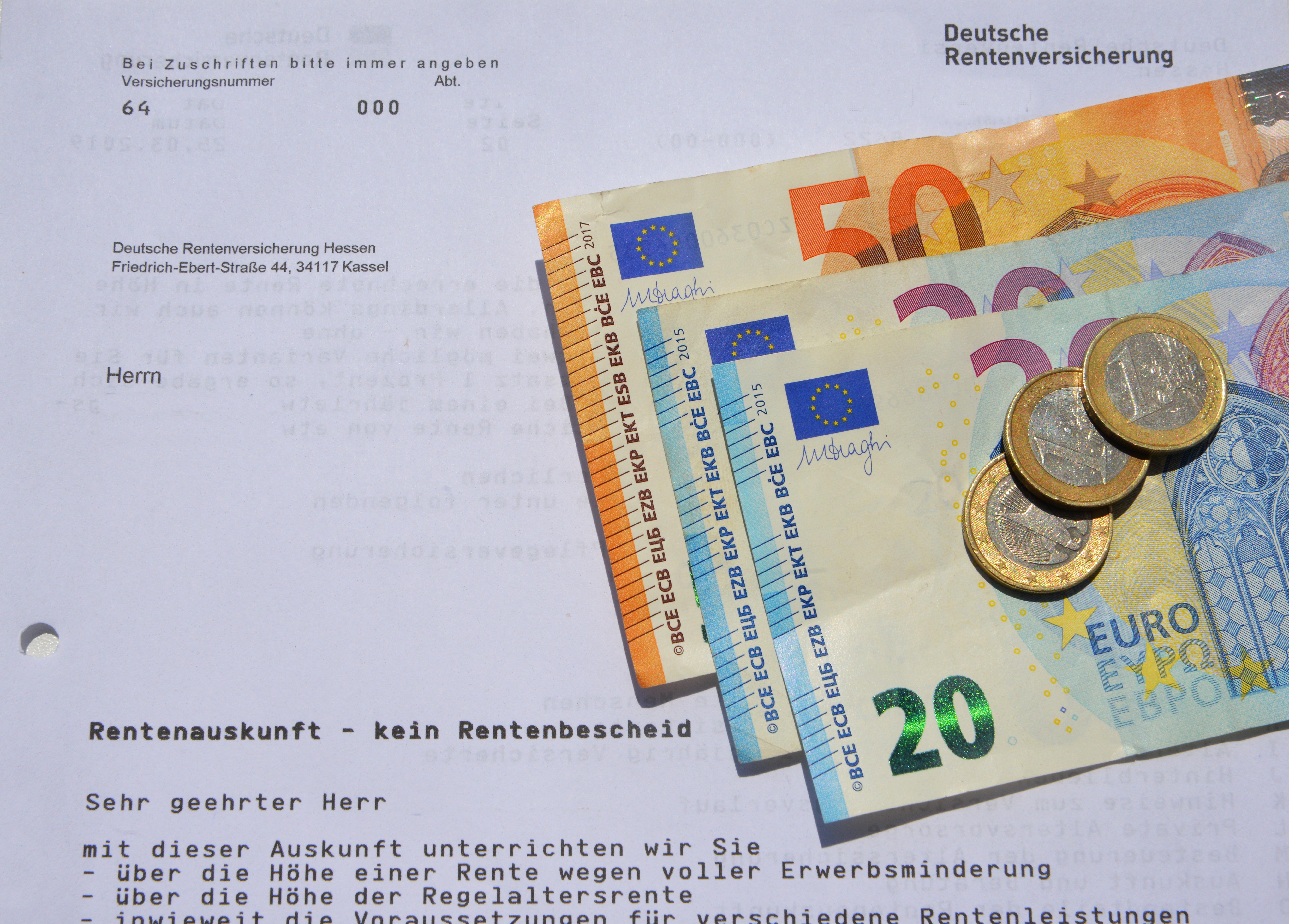 Rentenauskunft der Bundesversicherungsanstalt für Angestellte (BfA).