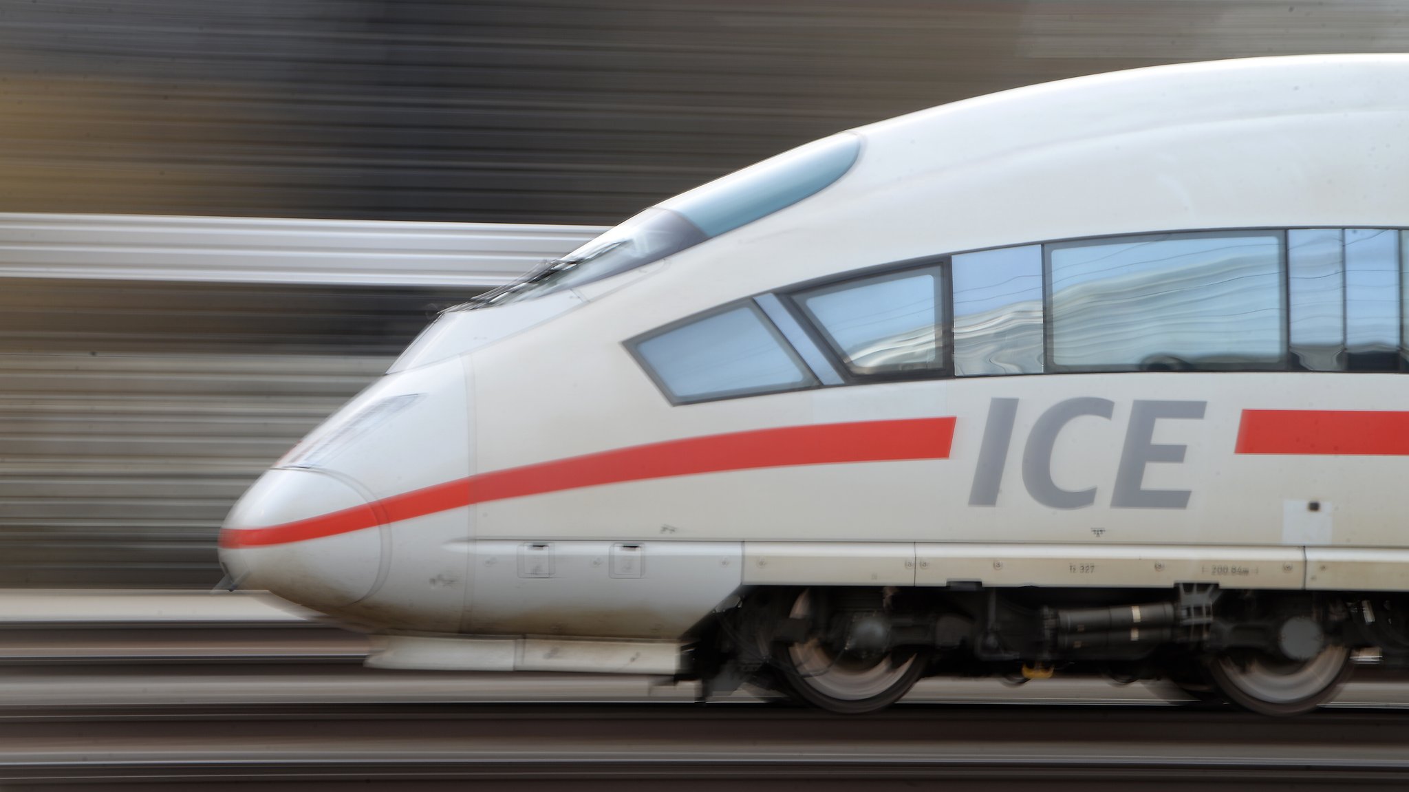 Deutsche Bahn Fernverkehr | Bild: picture alliance / SZ Photo | Robert Haas Deutsche Bahn Fernverkehr