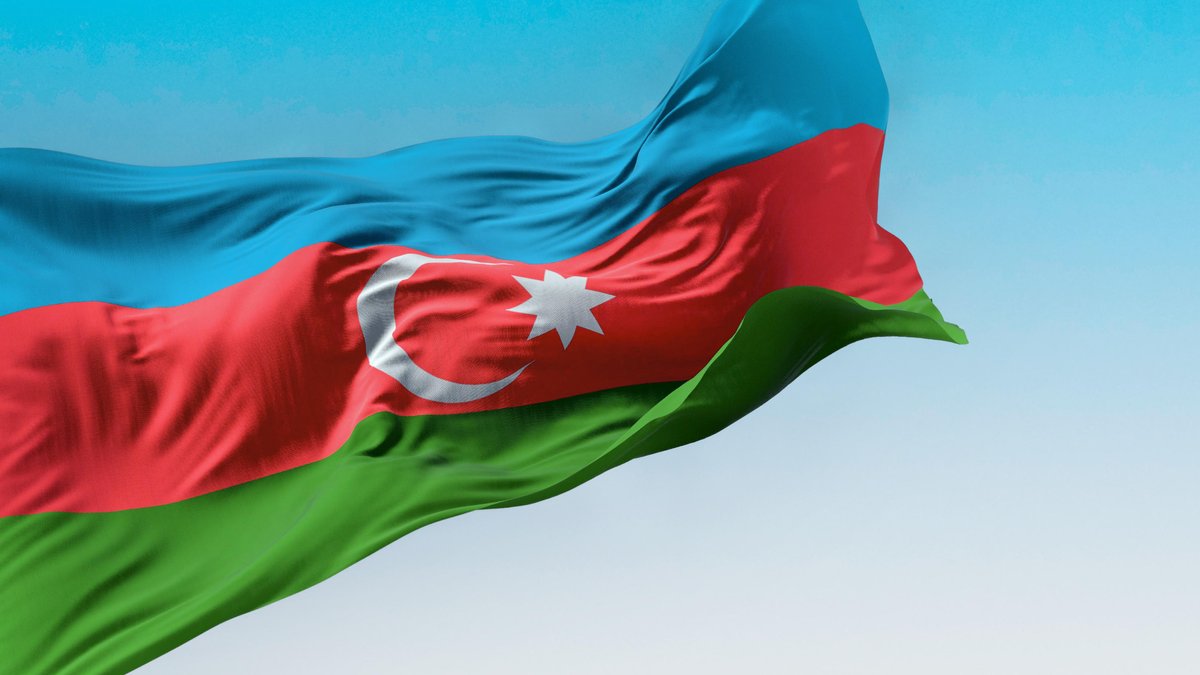 Nationalflagge von Aserbaidschan (Symbolbild)