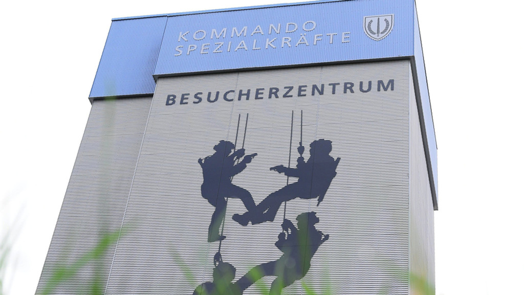 Baden-Württemberg, Calw: Außenansicht des Besucherzentrums des Kommandos Spezialkräfte (KSK) der Bundeswehr.