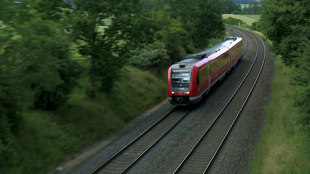 Zugverkehr in Bayern | Bild: Bayerischer Rundfunk 2023 Zugverkehr in Bayern