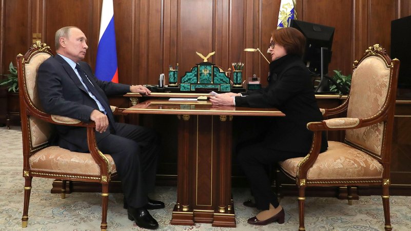 Bei einem Treffen im Kreml 2018 | Bild: Mikhail Klimentjew/Picture Alliance Bei einem Treffen im Kreml 2018