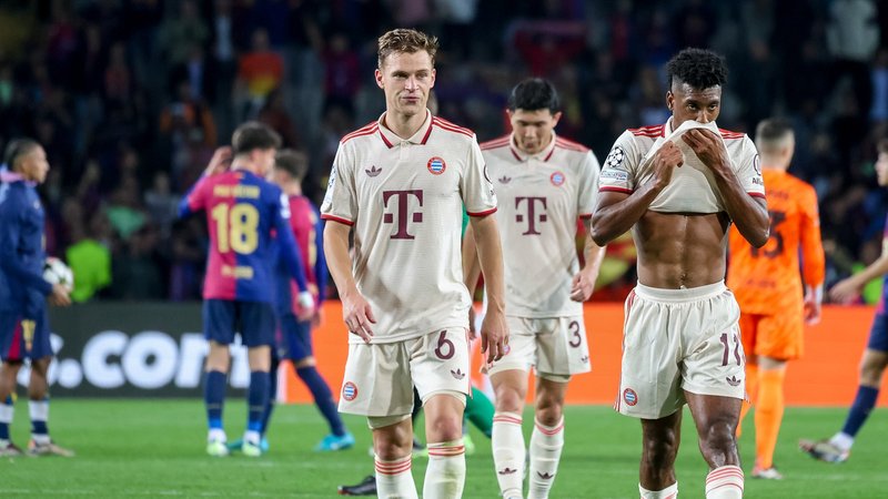 Joshua Kimmich nach der 1:4-Niederlage beim FC Barcelona | Bild: picture-alliance/dpa Joshua Kimmich nach der 1:4-Niederlage beim FC Barcelona